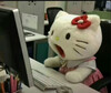 Hello Kitty работает офисе - картинка gif