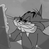 Кот любуется своим отражением - картинка gif