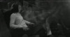 Реалистичная призрачная проекция женщины - картинка gif