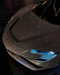 Сверкающий Ferrari - картинка gif