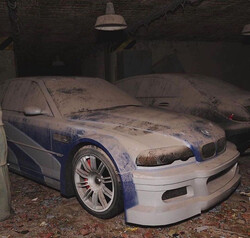 Заброшенный BMW M3 GTR - картинка gif