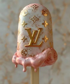 Мороженое с логотипом Louis Vuitton - гифки и картинки