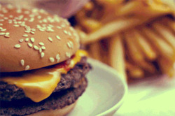 Смена фастфуд-заказов McDonald's - картинка gif