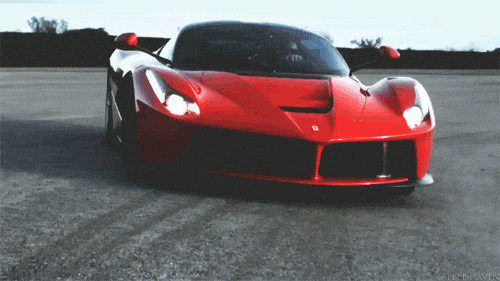 Ferrari LaFerrari дрифтует - гифки и картинки