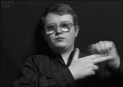 Человек показывает средний палец - картинка gif