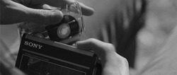 Установка кассеты в плеер - картинка gif