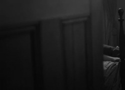 Пара в постели - картинка gif